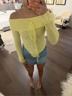 Urban Outfitters Pale Yellow Off-the-Shoulder Tie-Front Knit Sweater